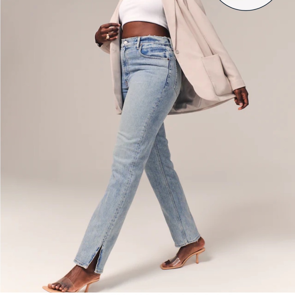 A&F 90s Straight Ultra High Rise Curve Love Jeans Women’s 28/6S